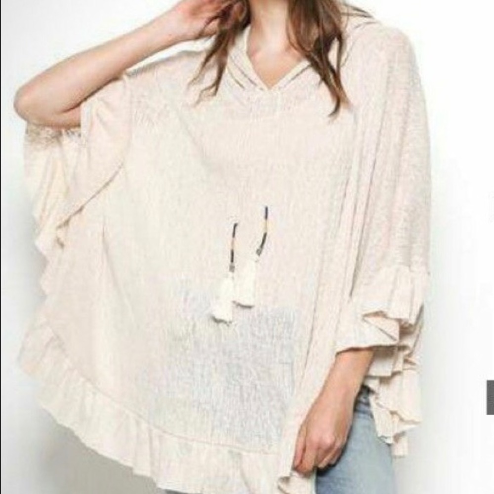 Ruffle Hoodie Pullover